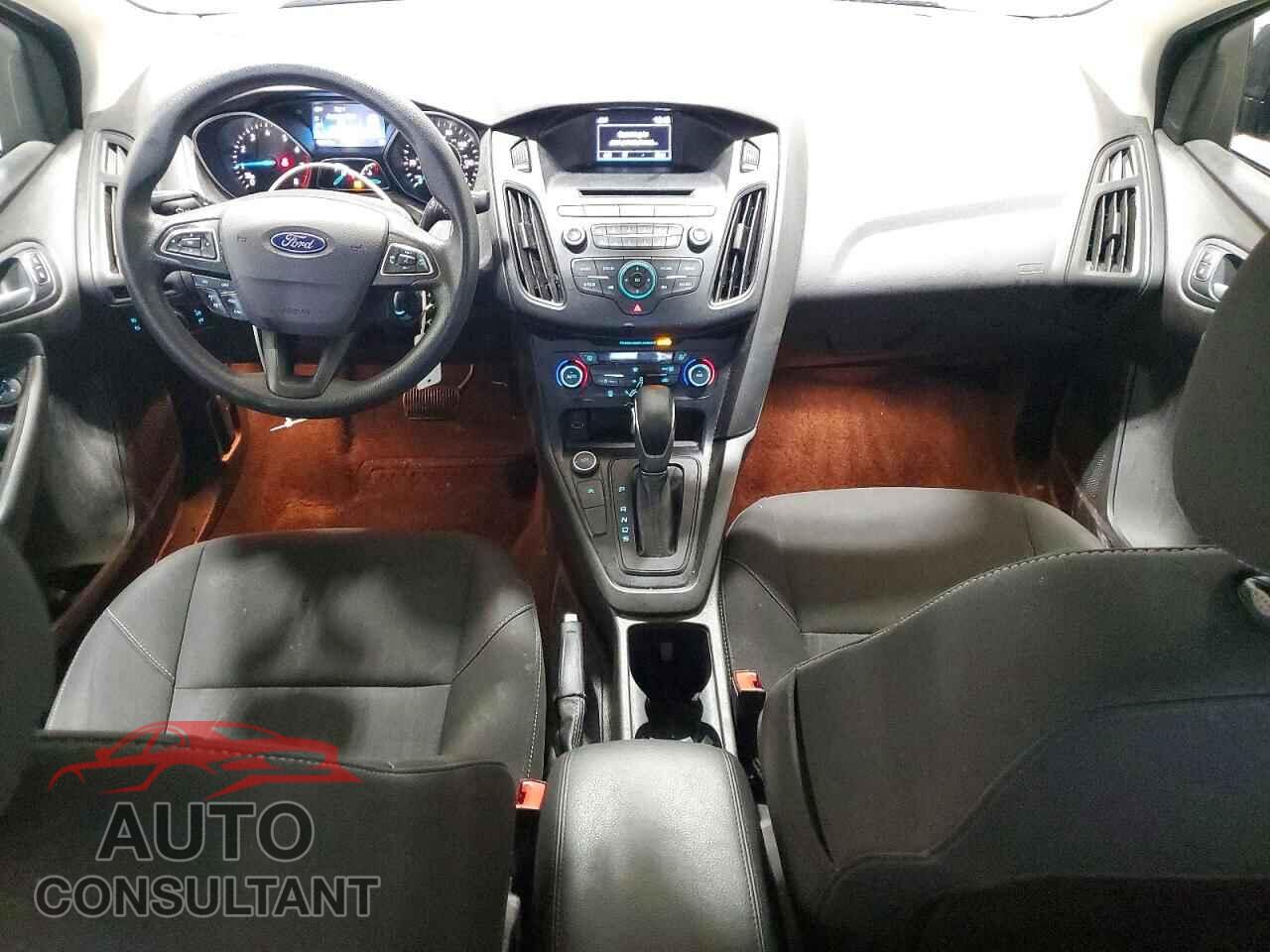 FORD FOCUS 2017 - 1FADP3FE7HL275849