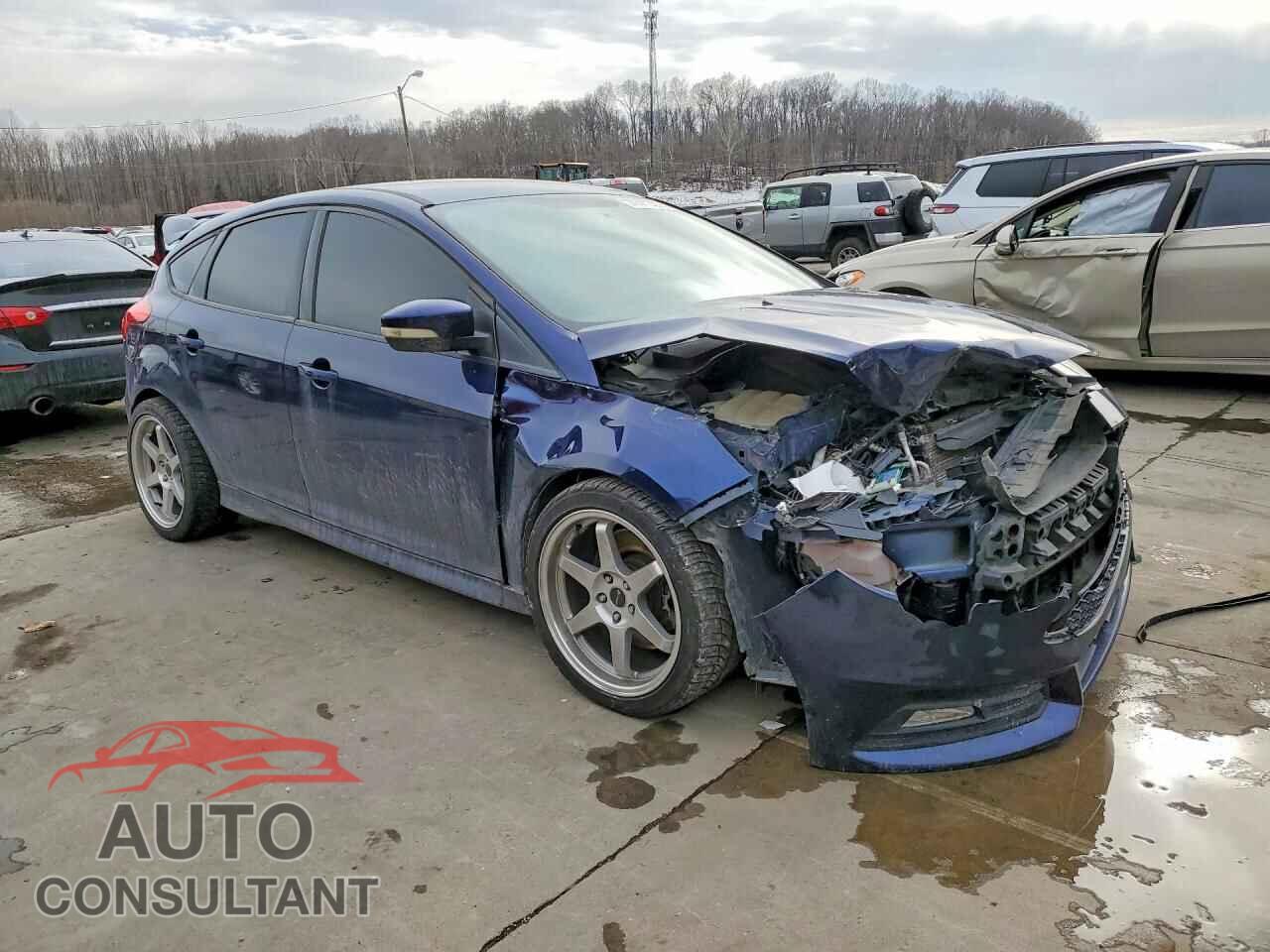 FORD FOCUS 2017 - 1FADP3L99HL213652