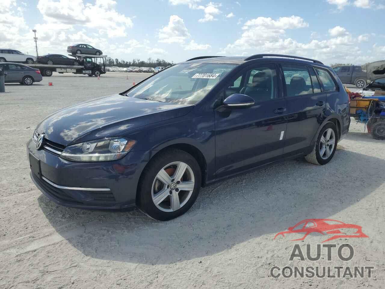 VOLKSWAGEN GOLF 2018 - 3VWD17AU8JM755630