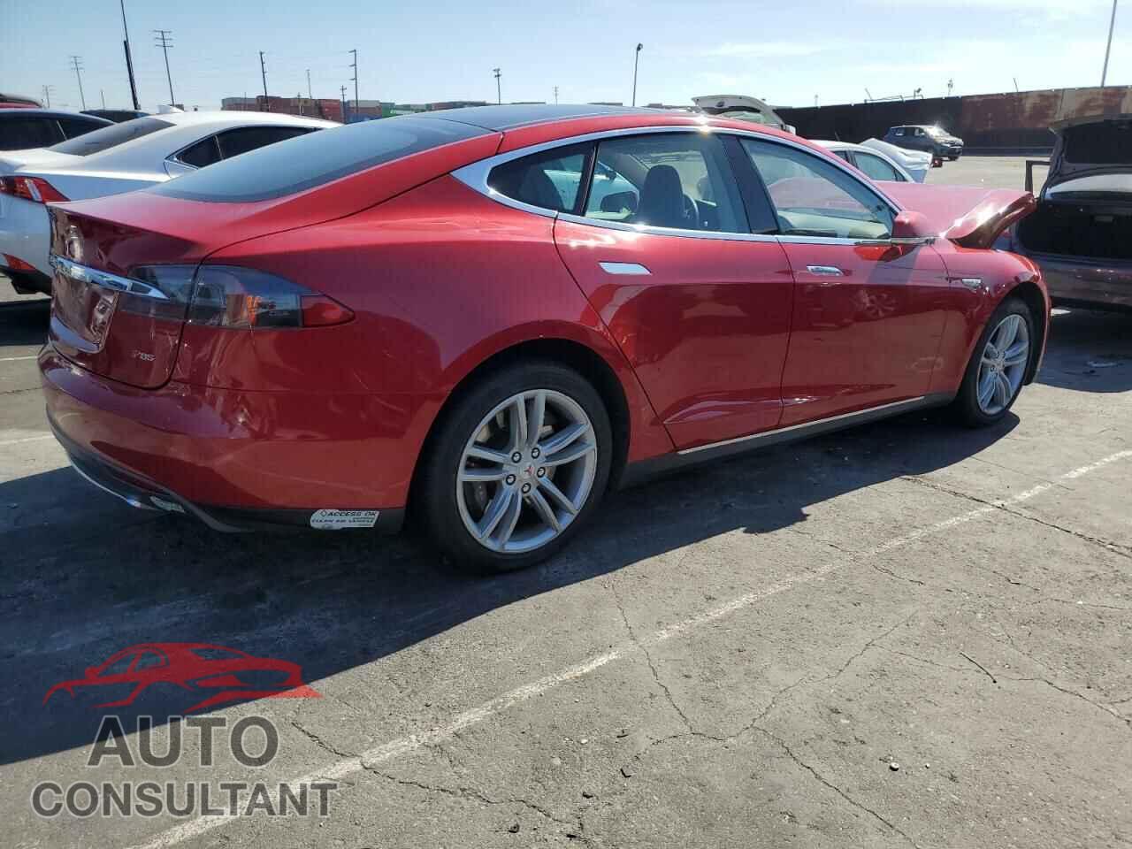 TESLA MODEL S 2013 - 5YJSA1CP6DFP25730