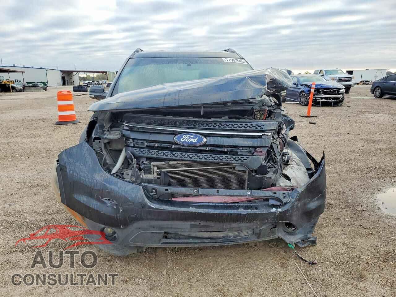 FORD EXPLORER 2013 - 1FM5K7D88DGC52497