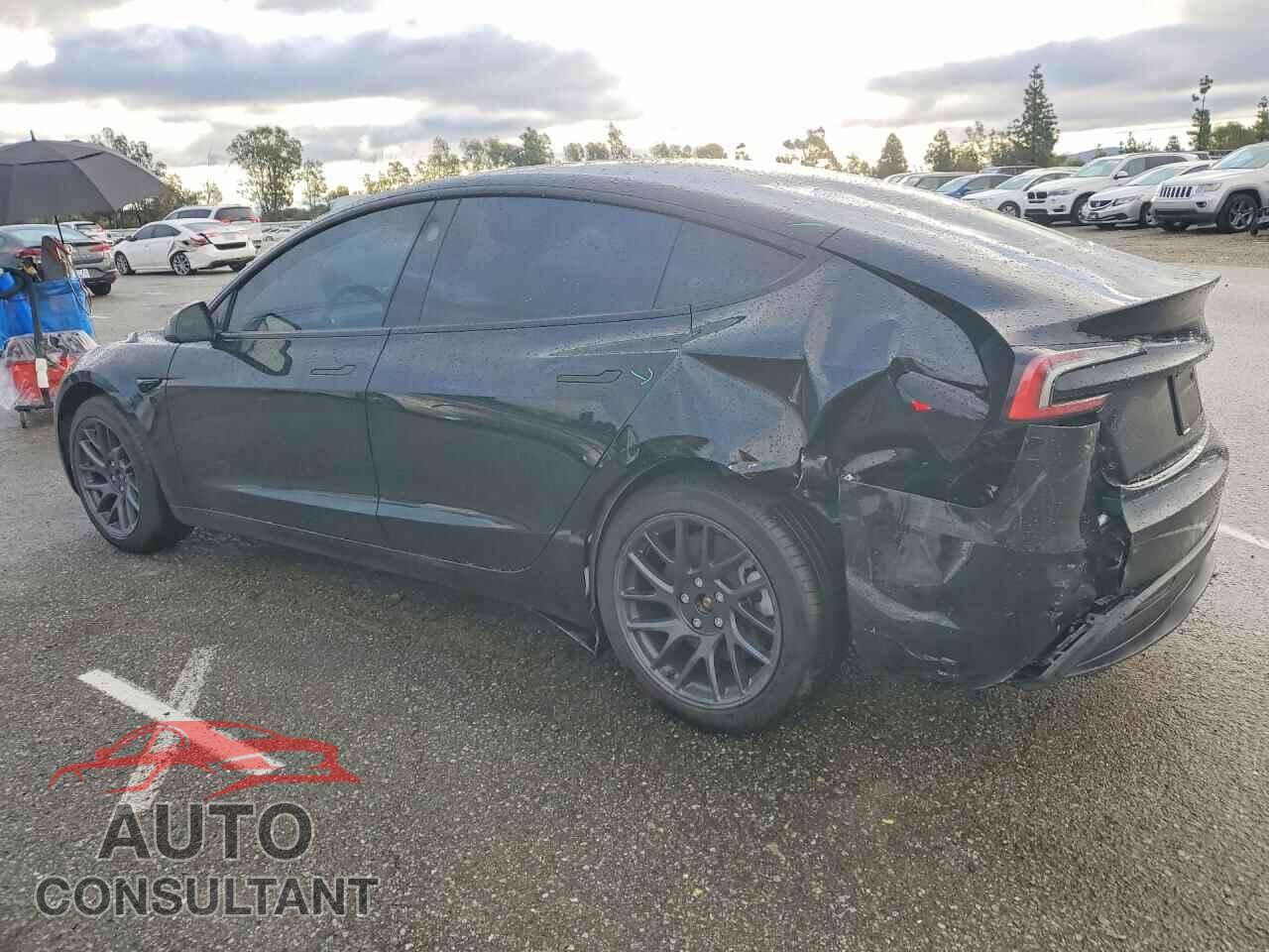 TESLA MODEL 3 2024 - 5YJ3E1EA4RF868703