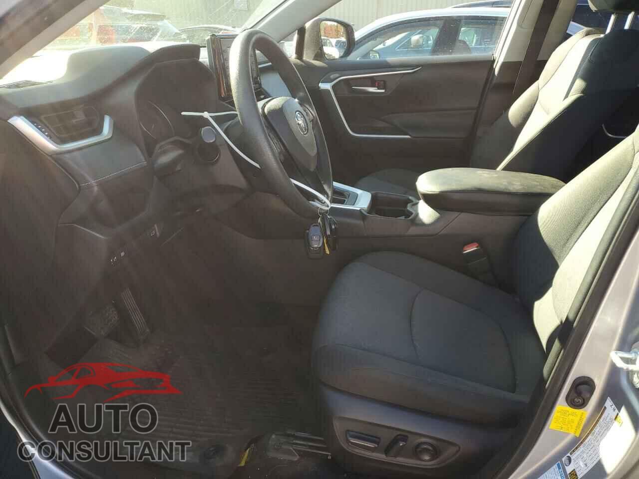 TOYOTA RAV4 2020 - JTMP1RFV5LD052370