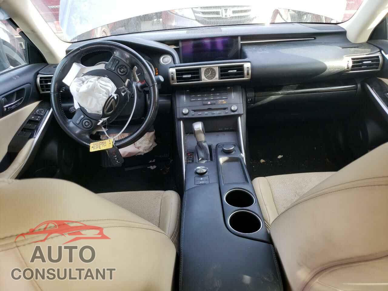 LEXUS IS 2016 - JTHBA1D24G5019041