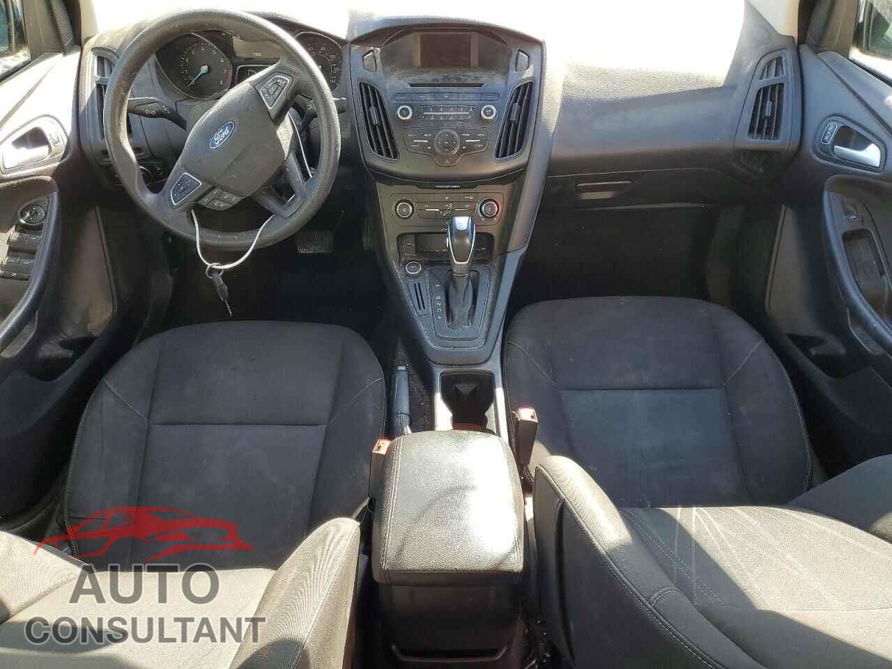 FORD FOCUS 2015 - 1FADP3F24FL226496
