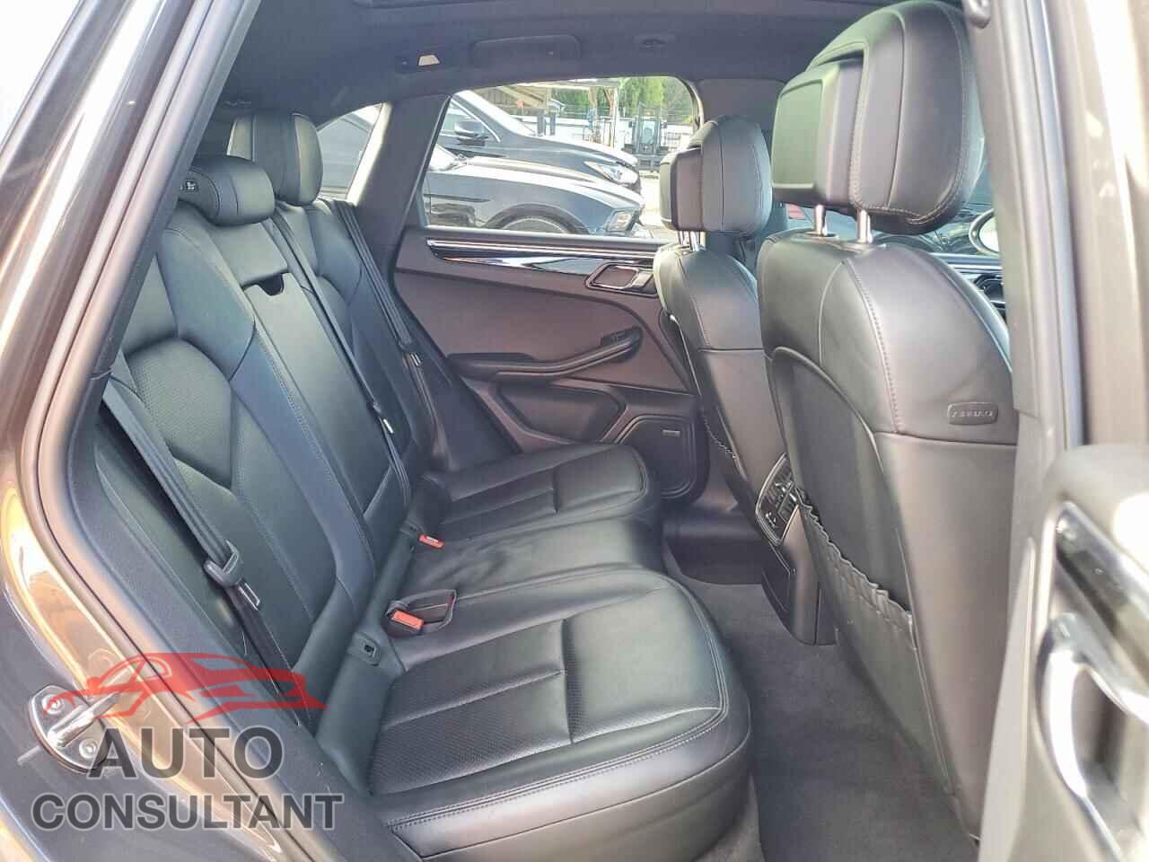 PORSCHE MACAN 2016 - WP1AB2A51GLB56950