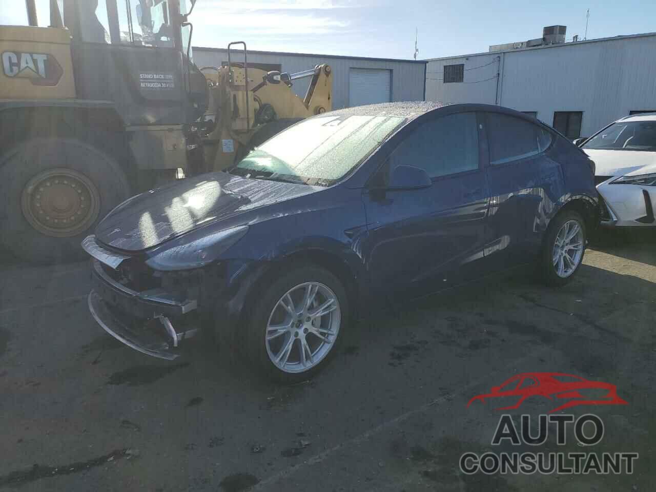 TESLA MODEL Y 2023 - 7SAYGDEE8PF823672