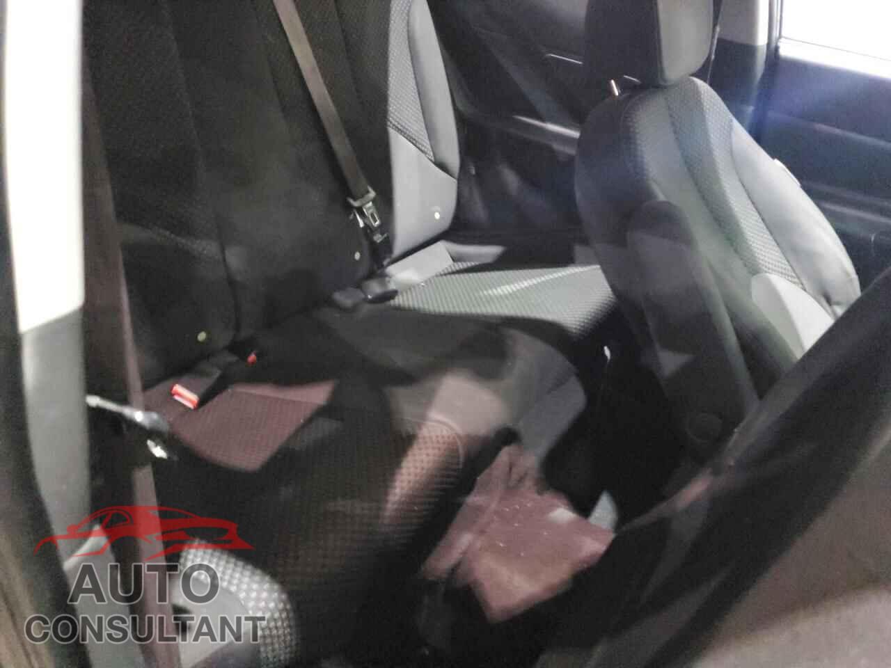 HYUNDAI ACCENT 2011 - KMHCM3AC3BU200728