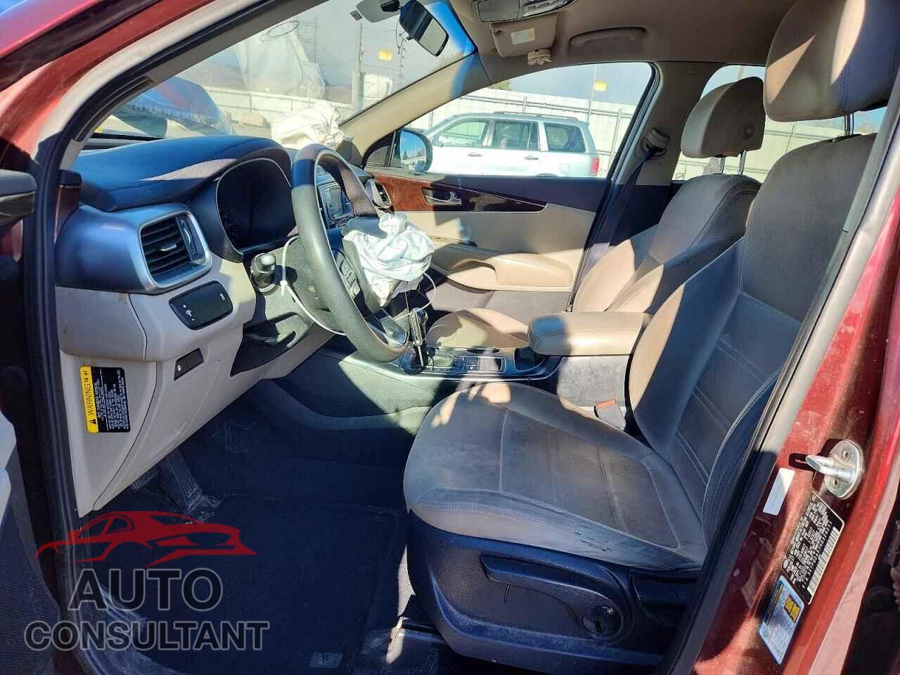 KIA SORENTO 2017 - 5XYPGDA57HG324211