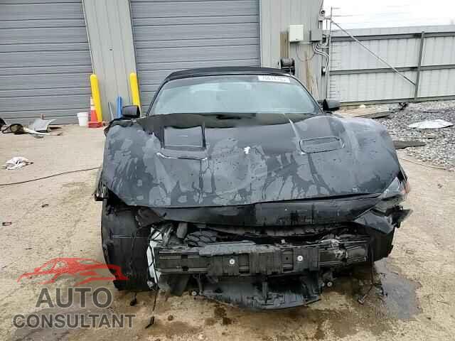 FORD MUSTANG 2018 - 1FATP8UH0J5111231