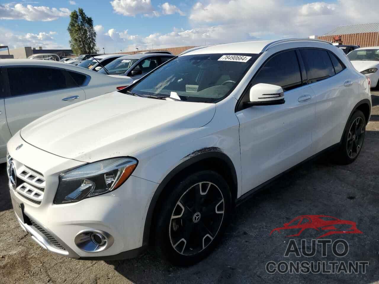 MERCEDES-BENZ GLA-CLASS 2018 - WDCTG4EB3JJ482639