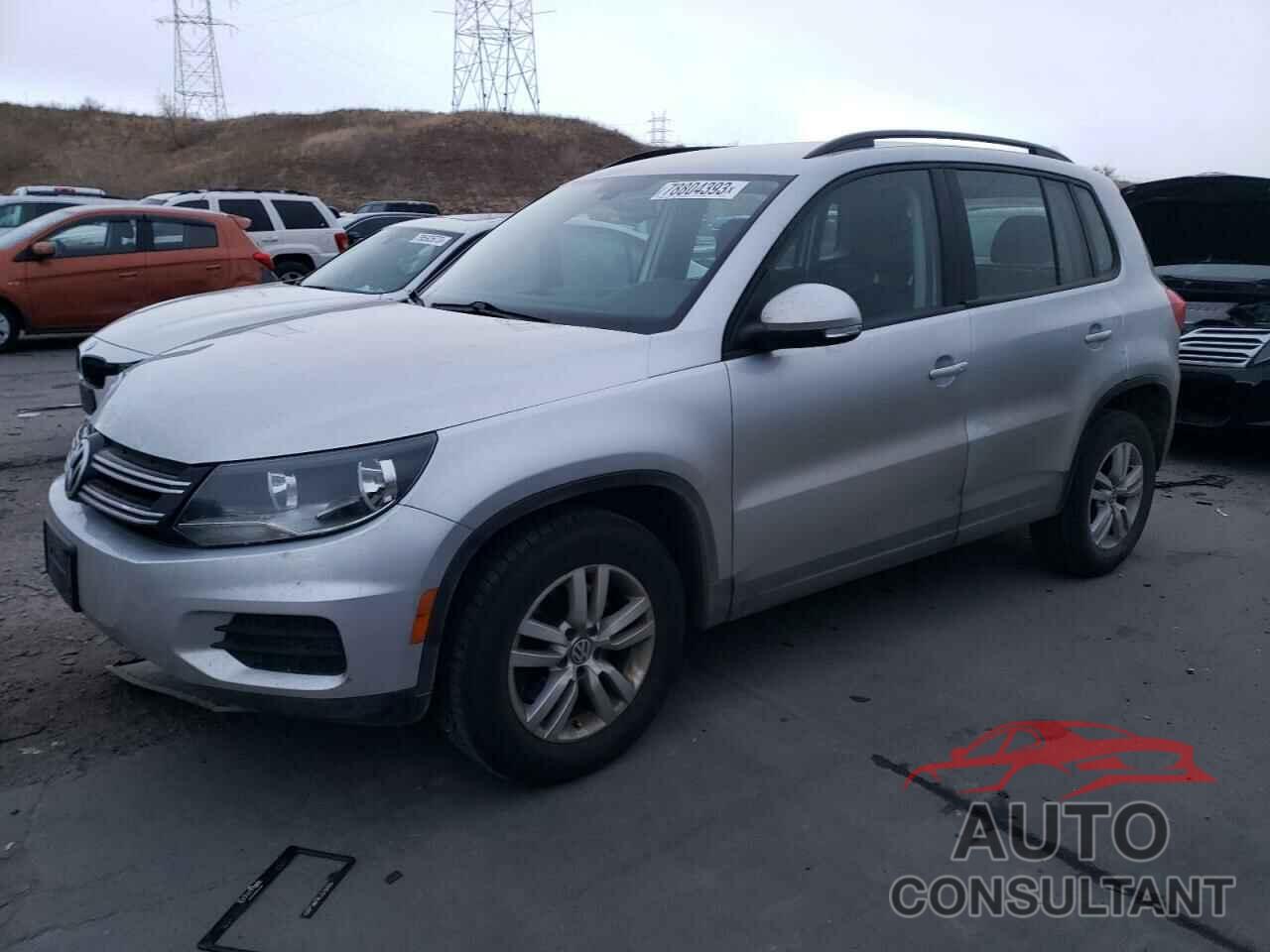 VOLKSWAGEN TIGUAN 2016 - WVGBV7AX7GW523579