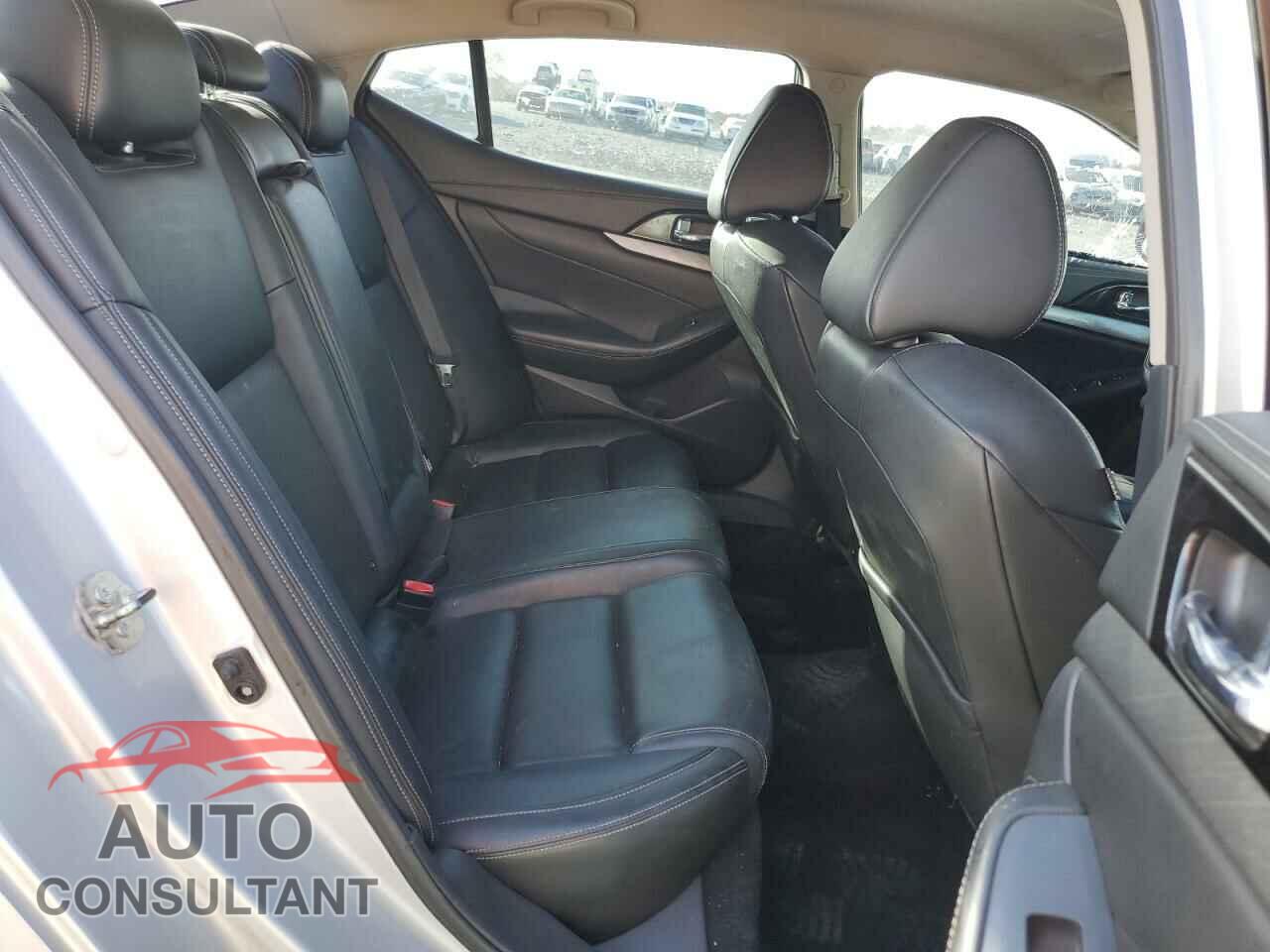NISSAN MAXIMA 2017 - 1N4AA6AP1HC443192