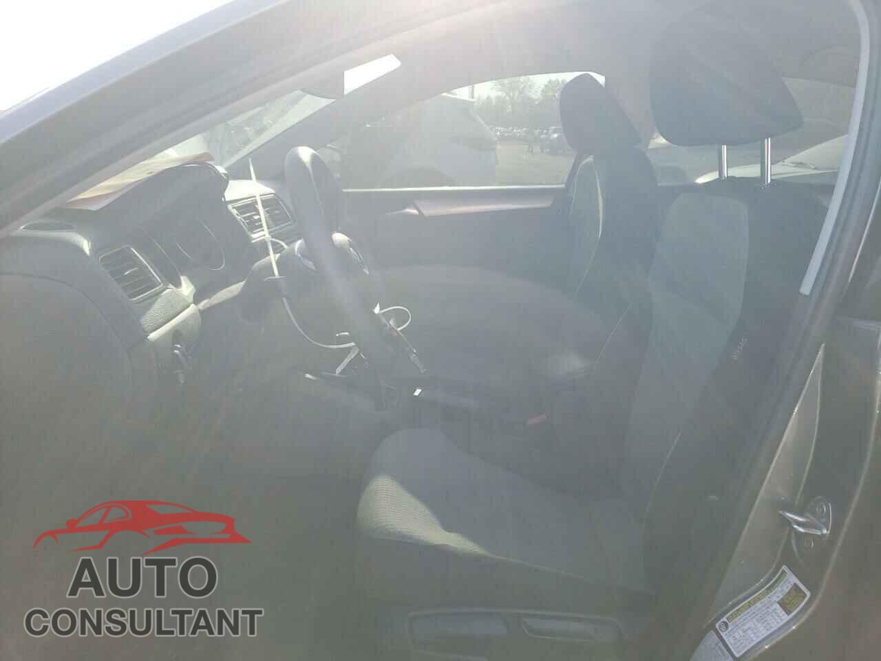 VOLKSWAGEN JETTA 2017 - 3VW2B7AJ1HM398537