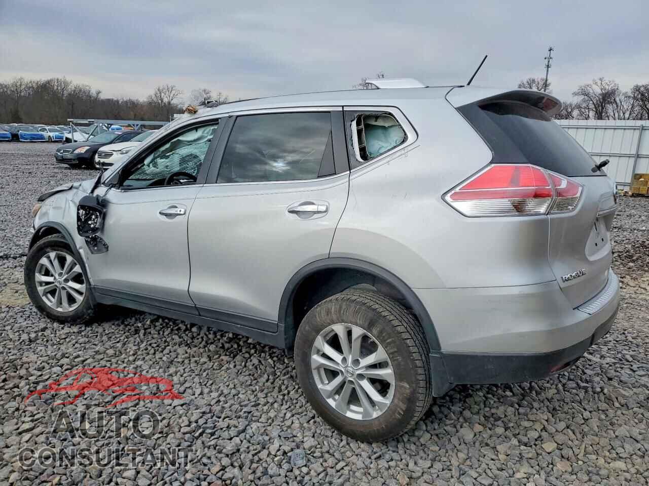NISSAN ROGUE 2015 - KNMAT2MT5FP572810