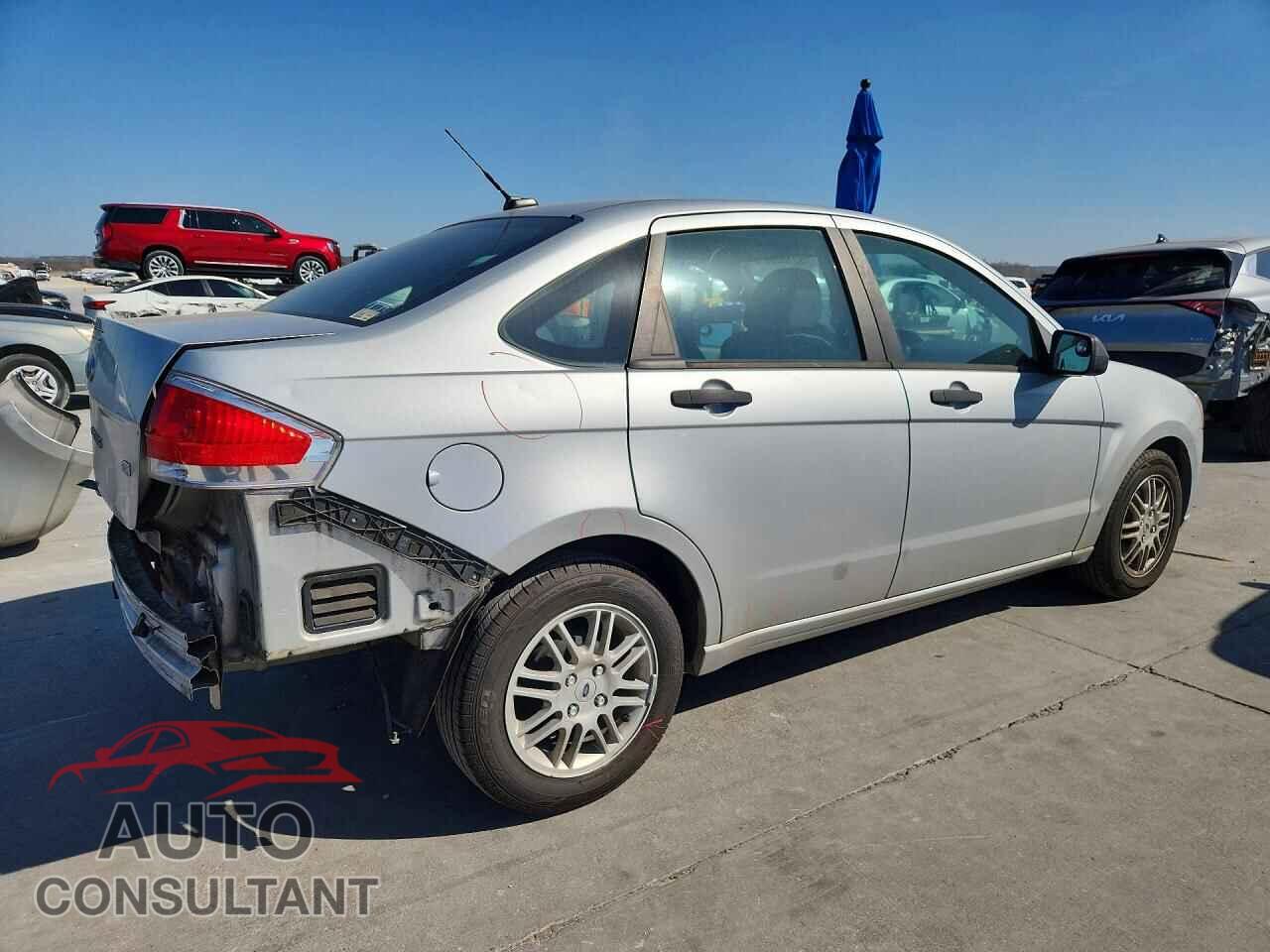 FORD FOCUS 2011 - 1FAHP3FN8BW158630
