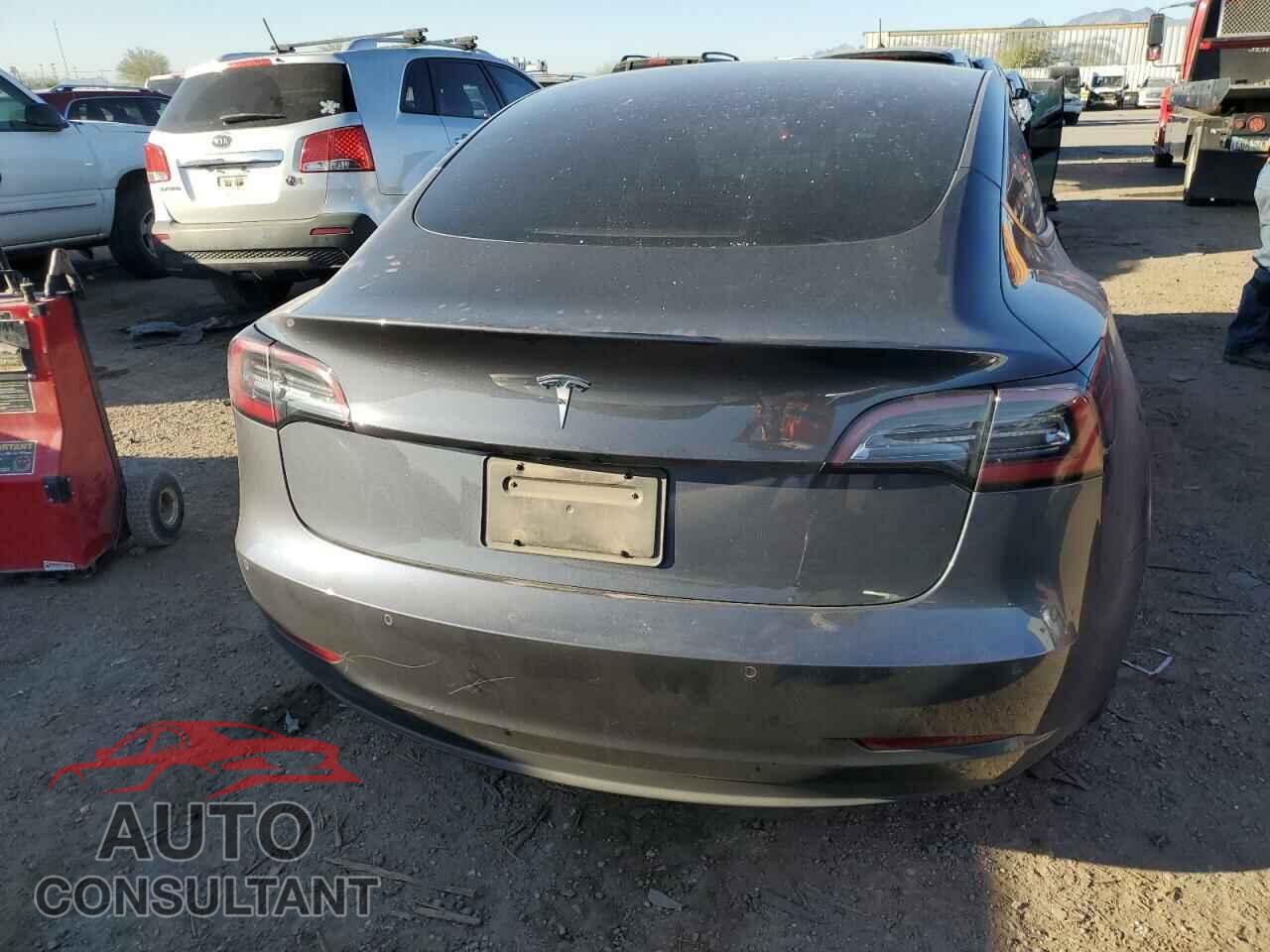 TESLA MODEL 3 2021 - 5YJ3E1EA9MF096143