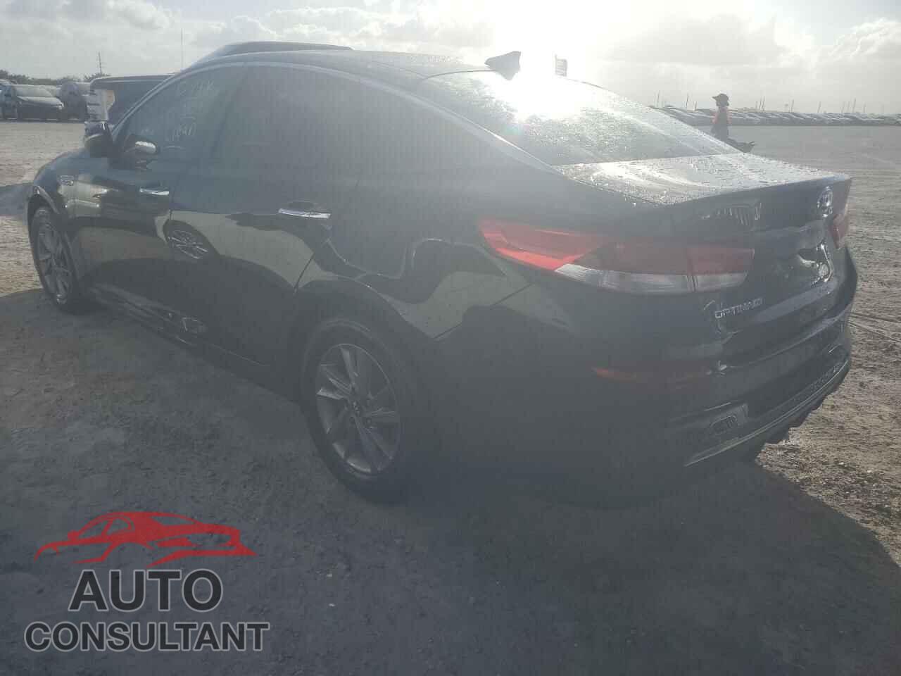 KIA OPTIMA 2020 - 5XXGT4L34LG413271
