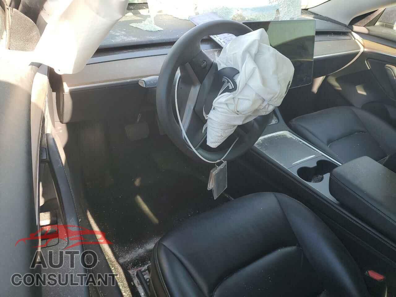 TESLA MODEL 3 2022 - 5YJ3E1EA6NF369864