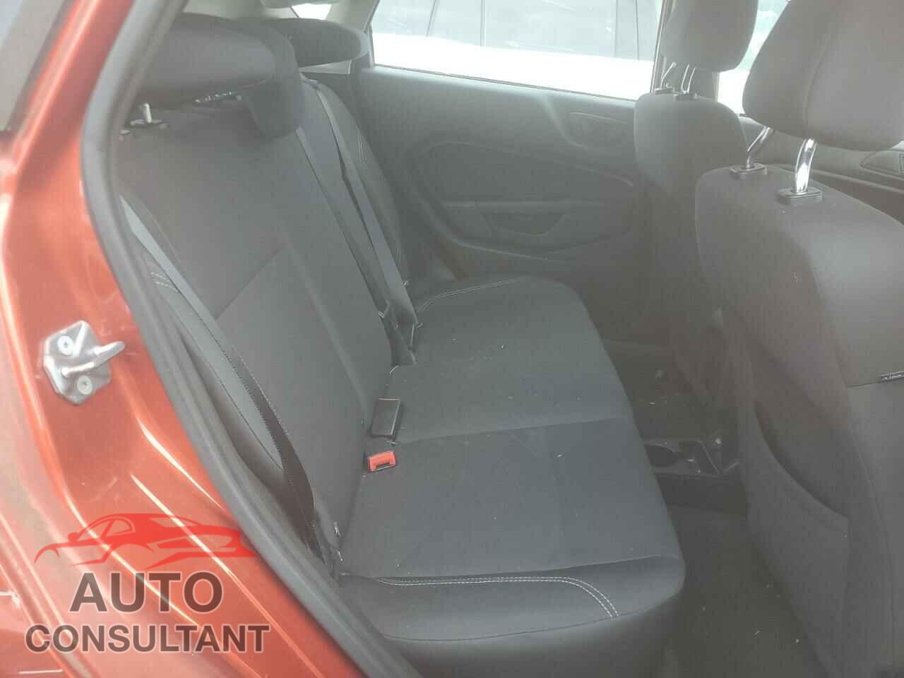 FORD FIESTA 2018 - 3FADP4EJ6JM123473