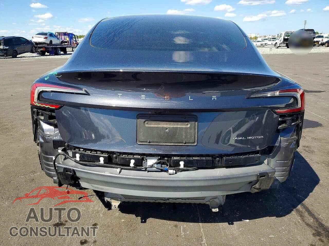 TESLA MODEL 3 2024 - 5YJ3E1EB5RF762009