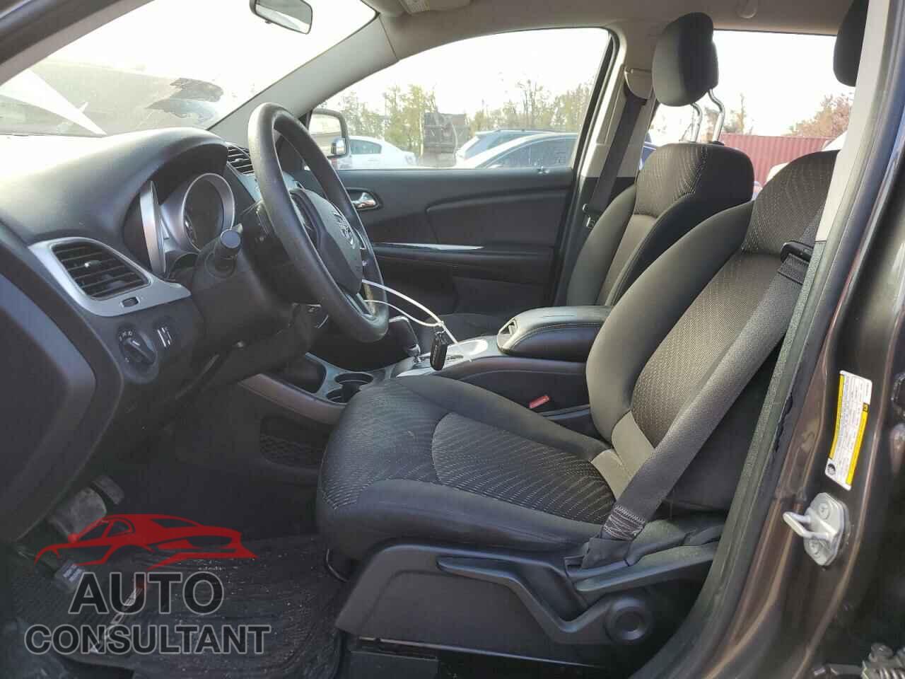 DODGE JOURNEY 2015 - 3C4PDCAB2FT641554