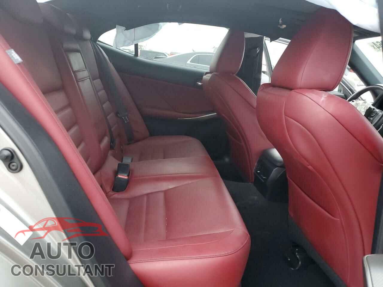 LEXUS IS 2015 - JTHBF1D29F5080143