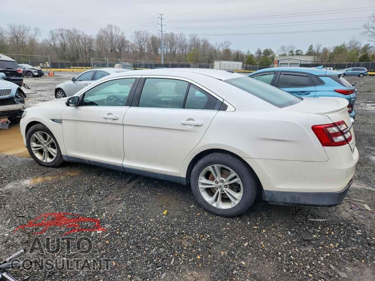 FORD TAURUS 2015 - 1FAHP2E8XFG113677