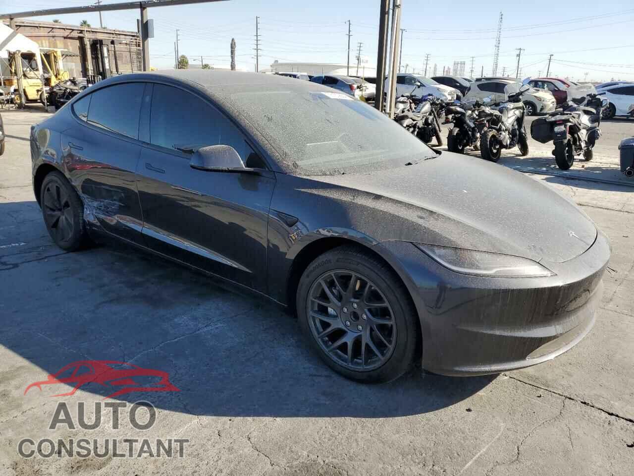 TESLA MODEL 3 2024 - 5YJ3E1EA2RF728309
