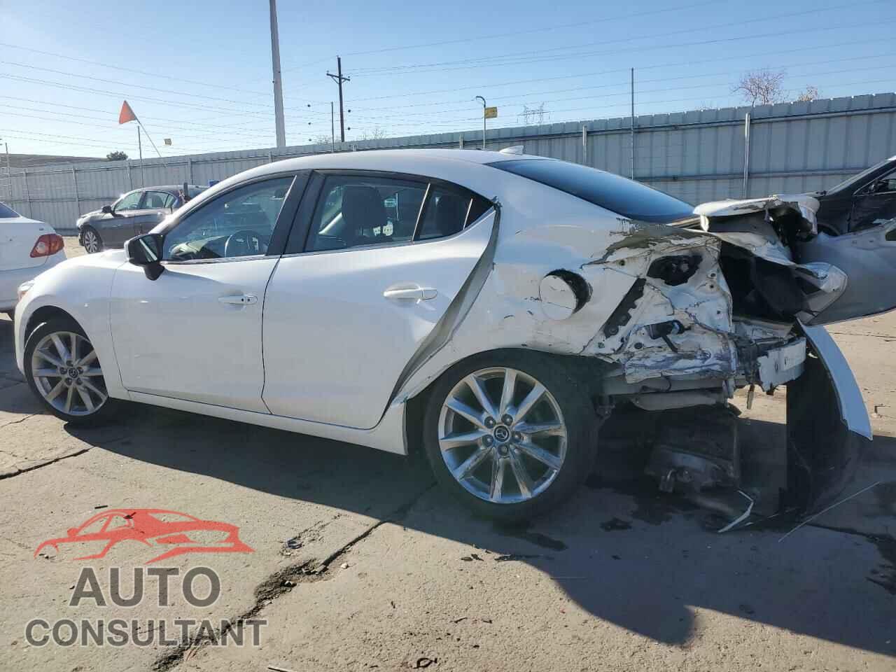 MAZDA 3 2017 - JM1BN1W30H1120520
