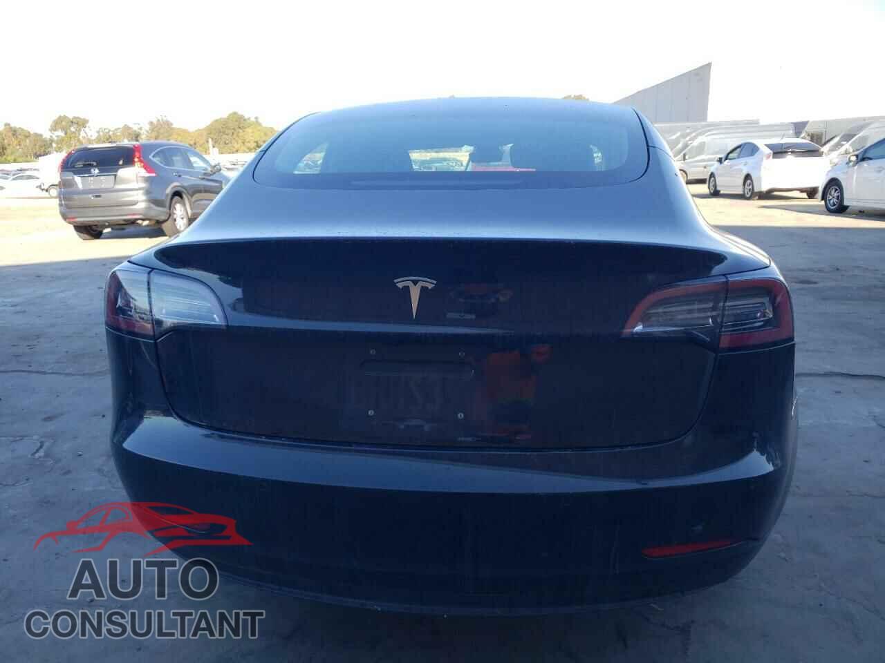 TESLA MODEL 3 2018 - 5YJ3E1EA6JF156441