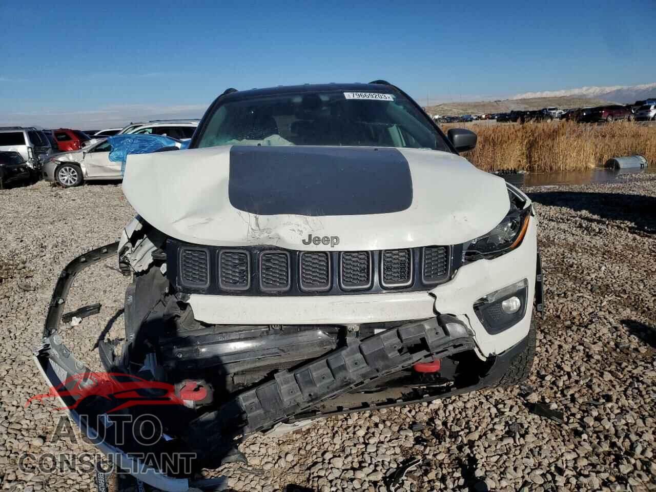JEEP COMPASS 2018 - 3C4NJDDB9JT199169