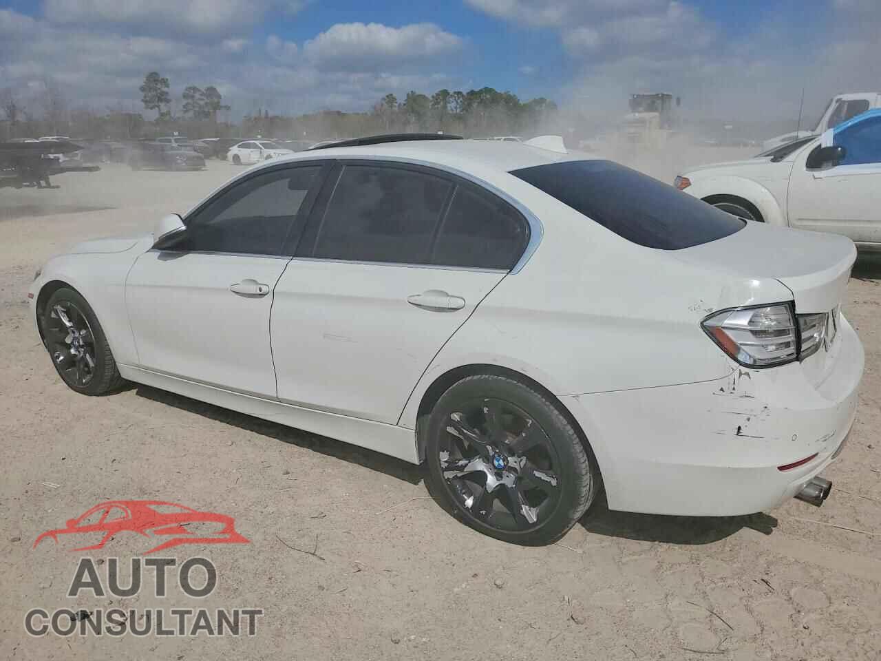 BMW 328 2013 - WBA3A5C53DF355453