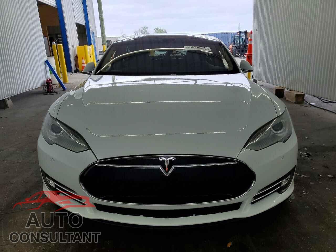 TESLA MODEL S 2014 - 5YJSA1H17EFP22566