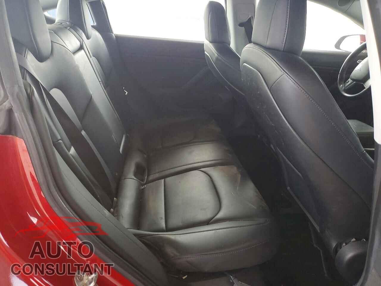 TESLA MODEL 3 2018 - 5YJ3E1EAXJF009748
