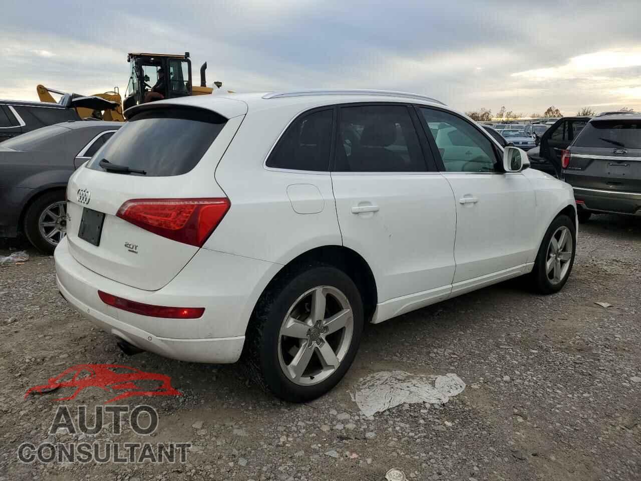 AUDI Q5 2012 - WA1LFAFP2CA111079