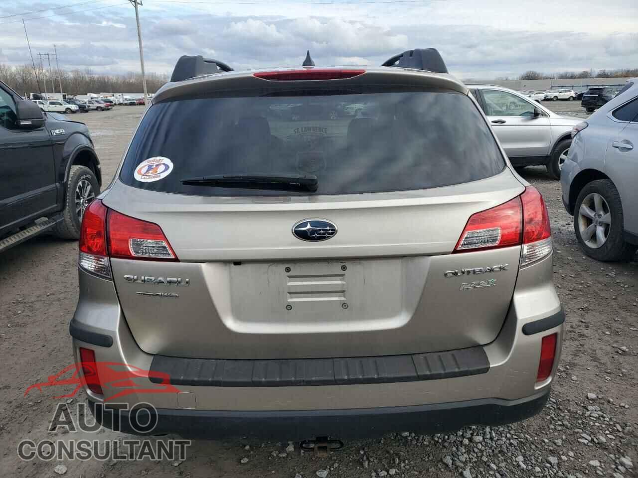 SUBARU OUTBACK 2014 - 4S4BRBLC4E3321539