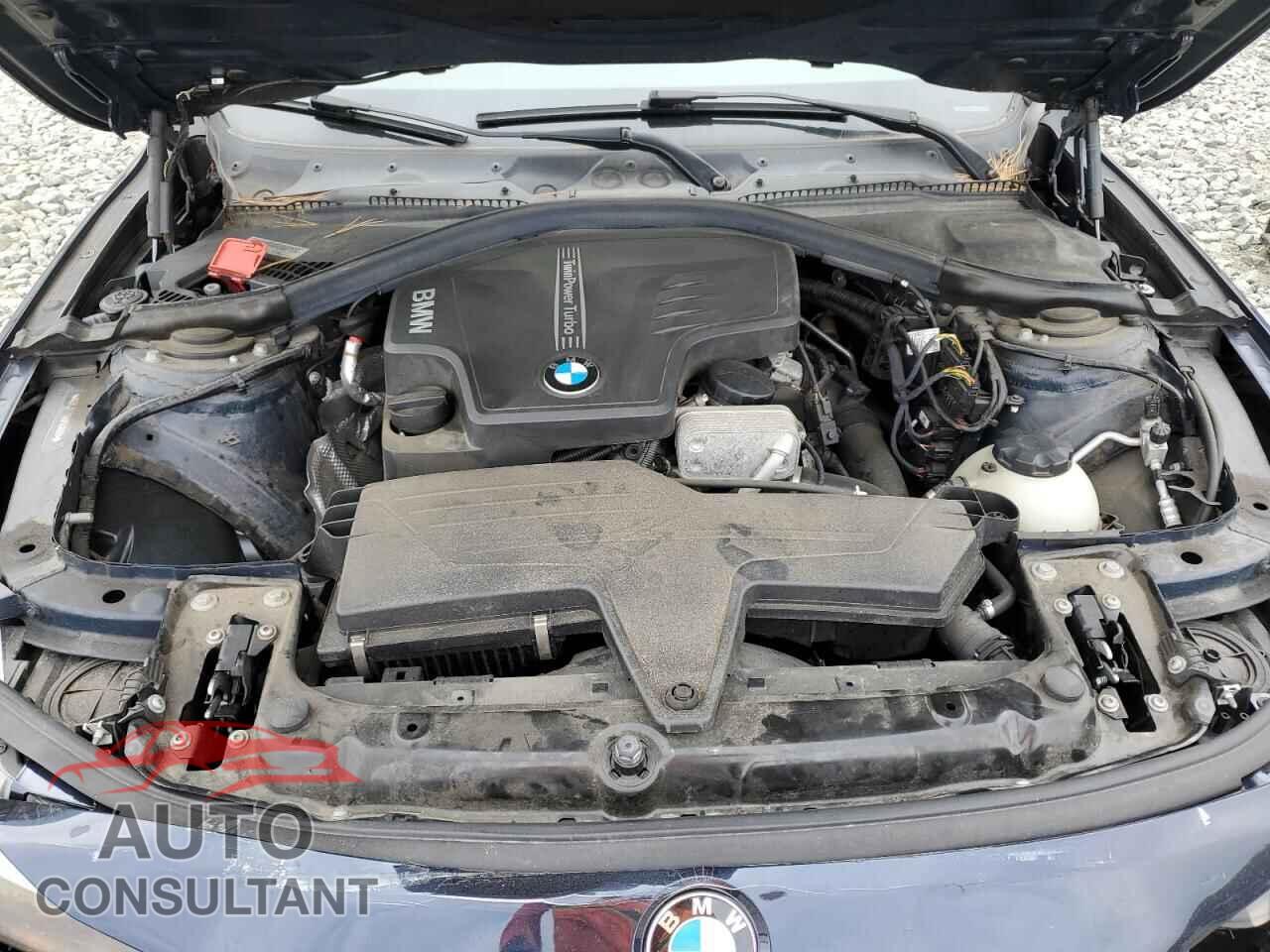 BMW 3 SERIES 2013 - WBA3B3C55DF535924
