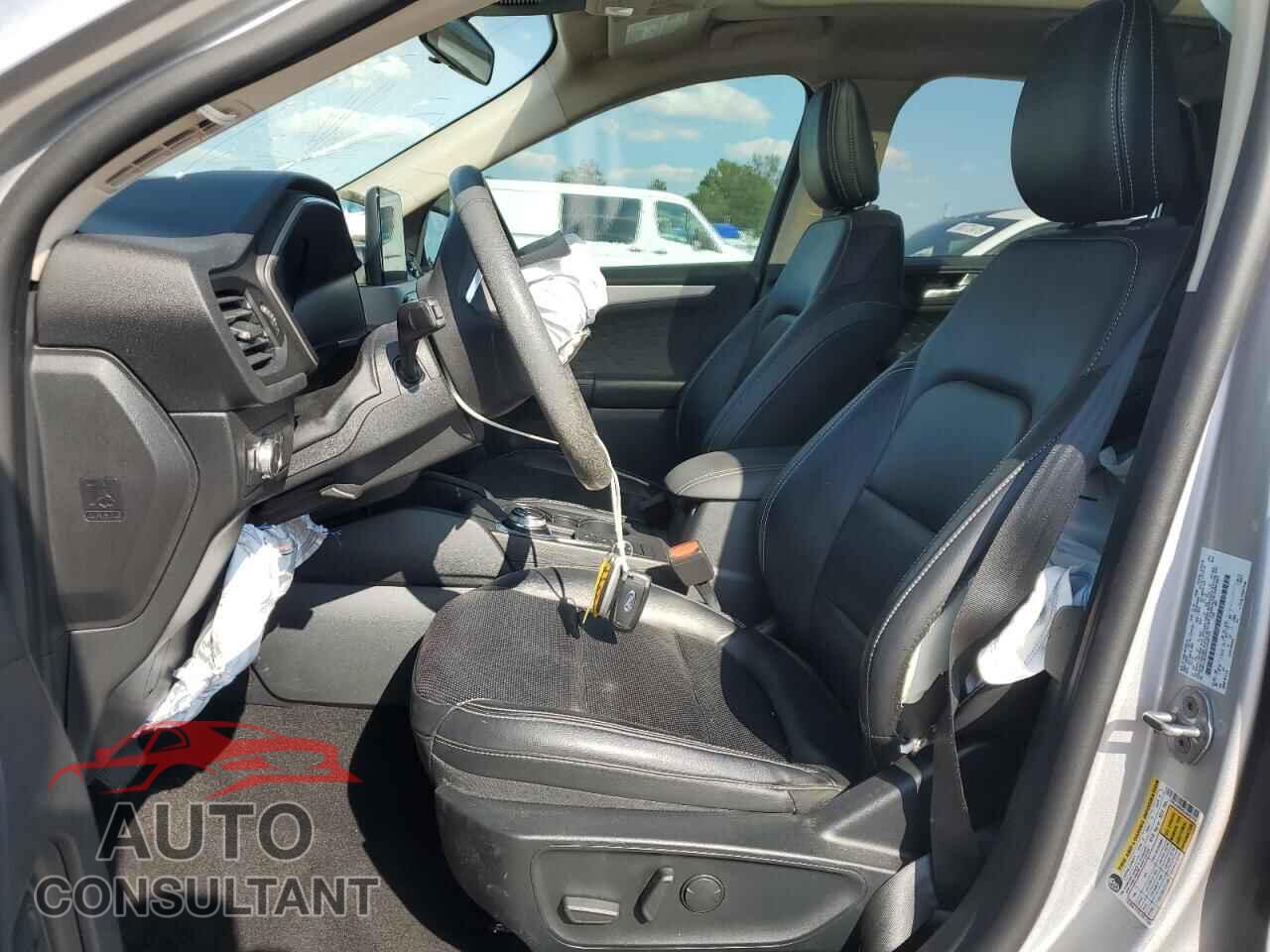 FORD ESCAPE 2020 - 1FMCU0H64LUA45770