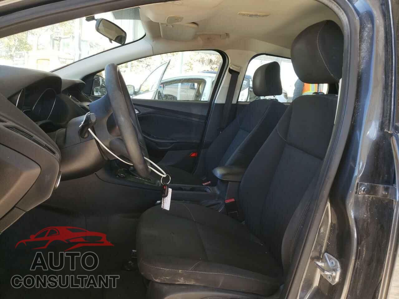 FORD FOCUS 2016 - 1FADP3F25GL346311