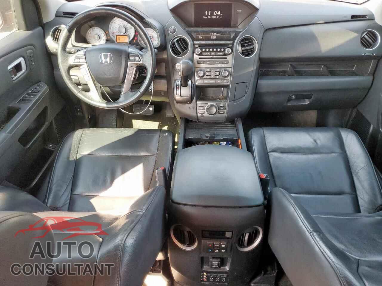 HONDA PILOT 2015 - 5FNYF3H98FB026703