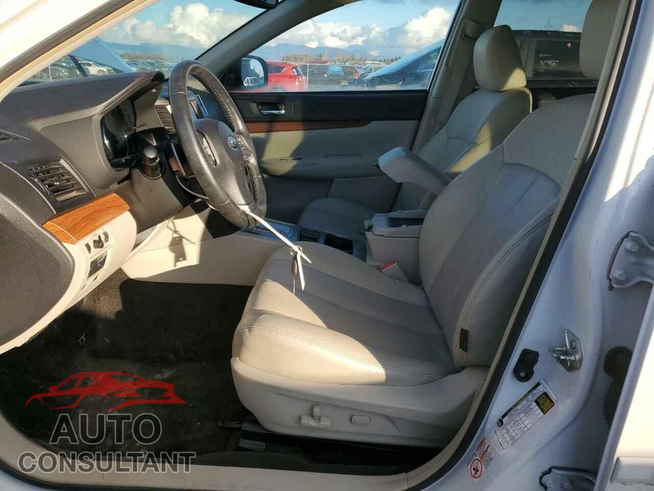 SUBARU OUTBACK 2013 - 4S4BRBPC4D3208134