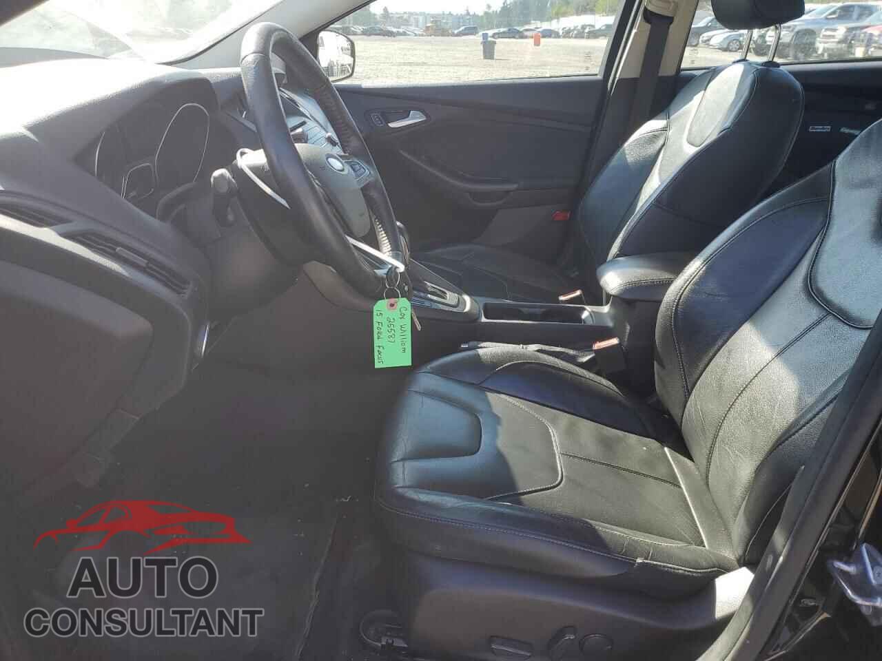 FORD FOCUS 2015 - 1FADP3K23FL386357