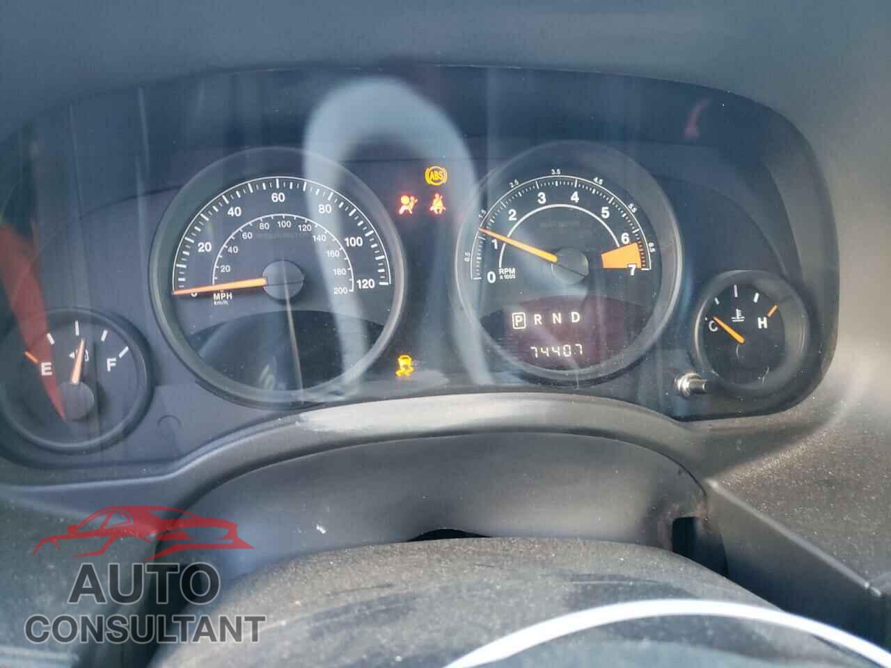 JEEP COMPASS 2015 - 1C4NJCBA3FD191117