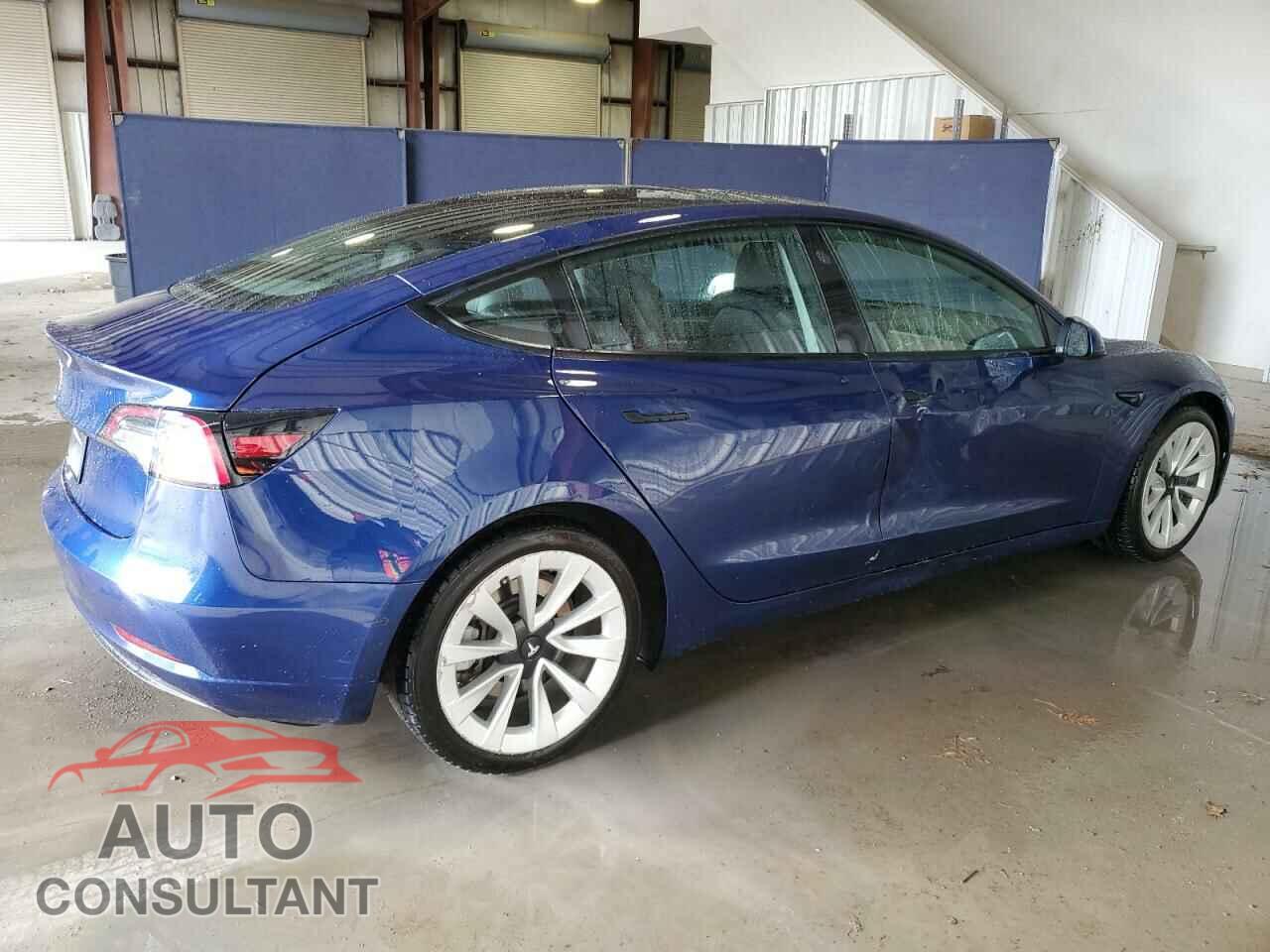 TESLA MODEL 3 2022 - 5YJ3E1EA4NF189007