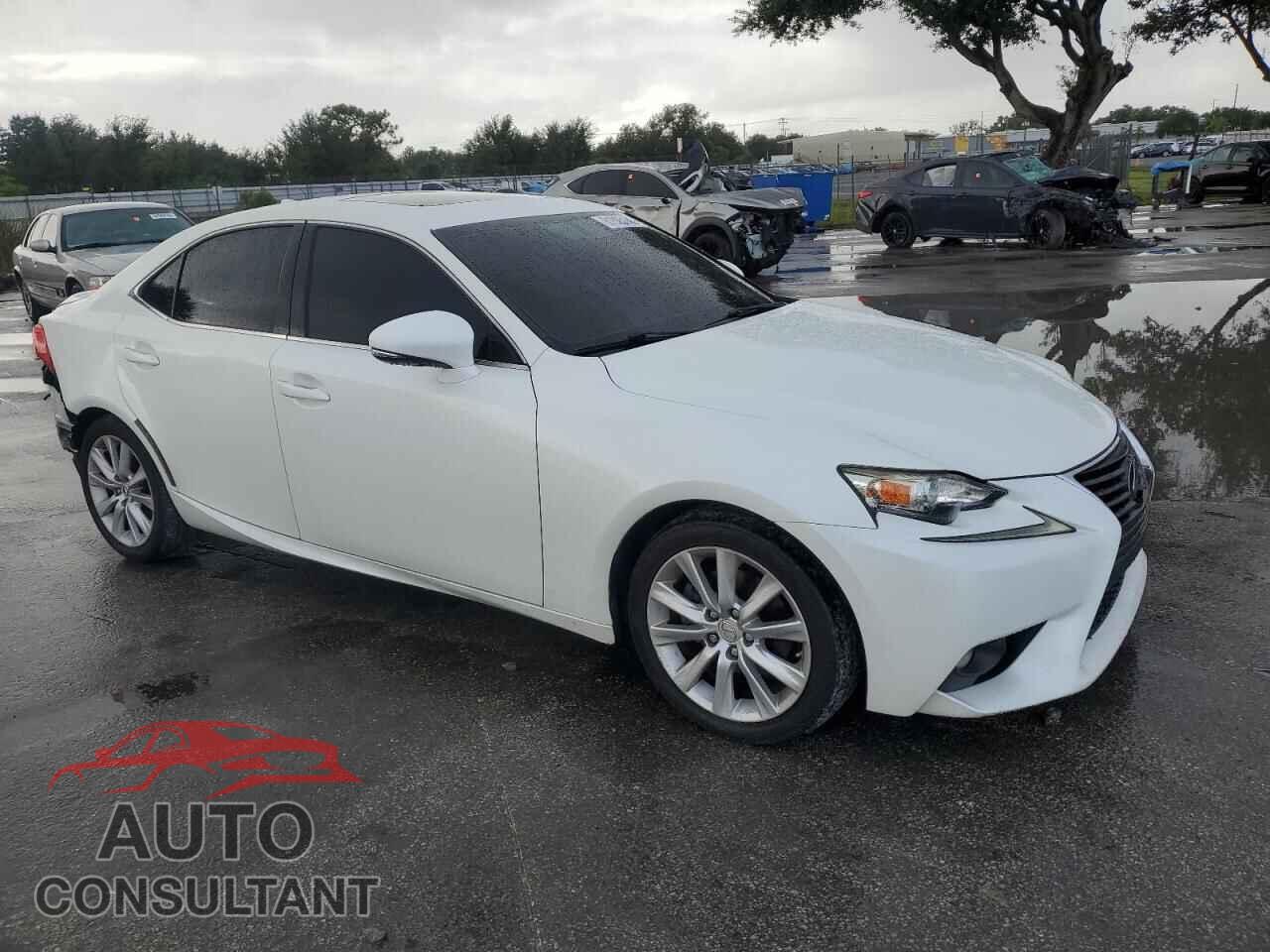 LEXUS IS 2015 - JTHBF1D2XF5065697