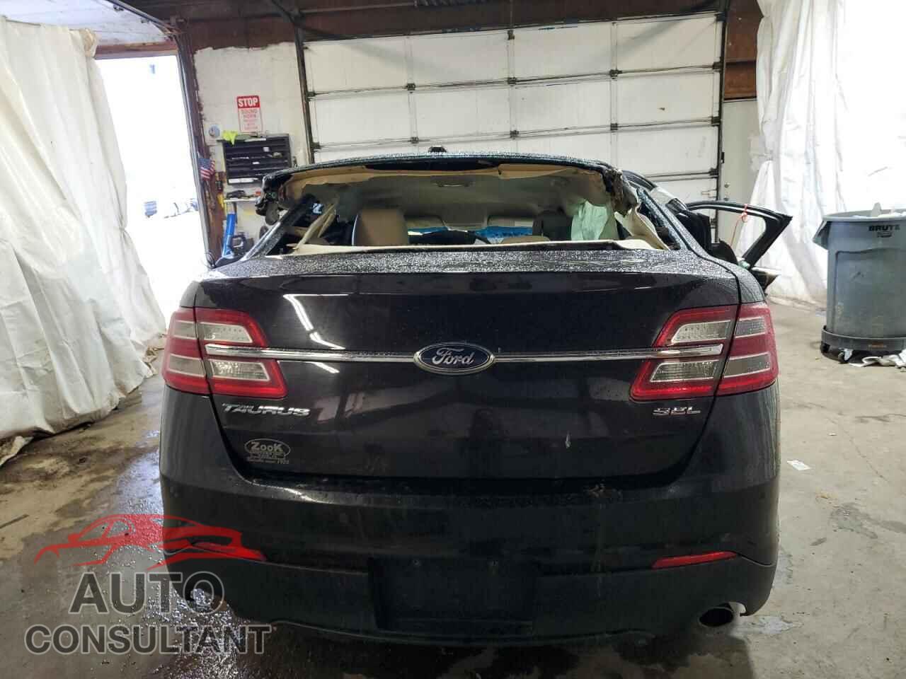 FORD TAURUS 2013 - 1FAHP2E84DG211763