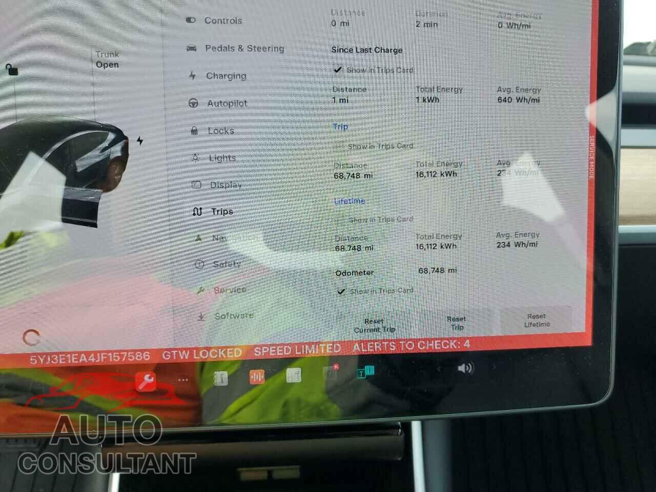 TESLA MODEL 3 2018 - 5YJ3E1EA4JF157586