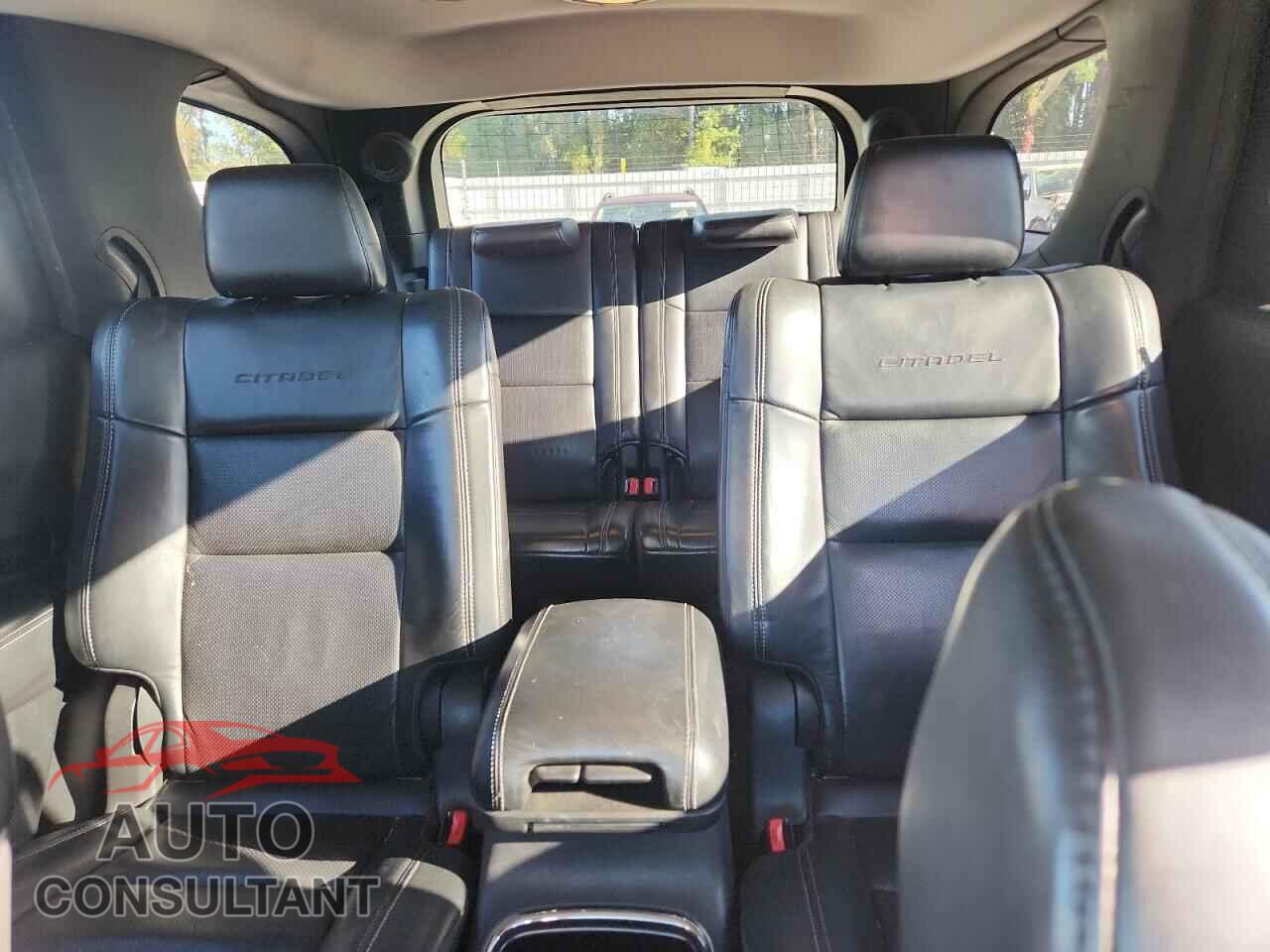 DODGE DURANGO 2013 - 1C4RDJEG6DC637812