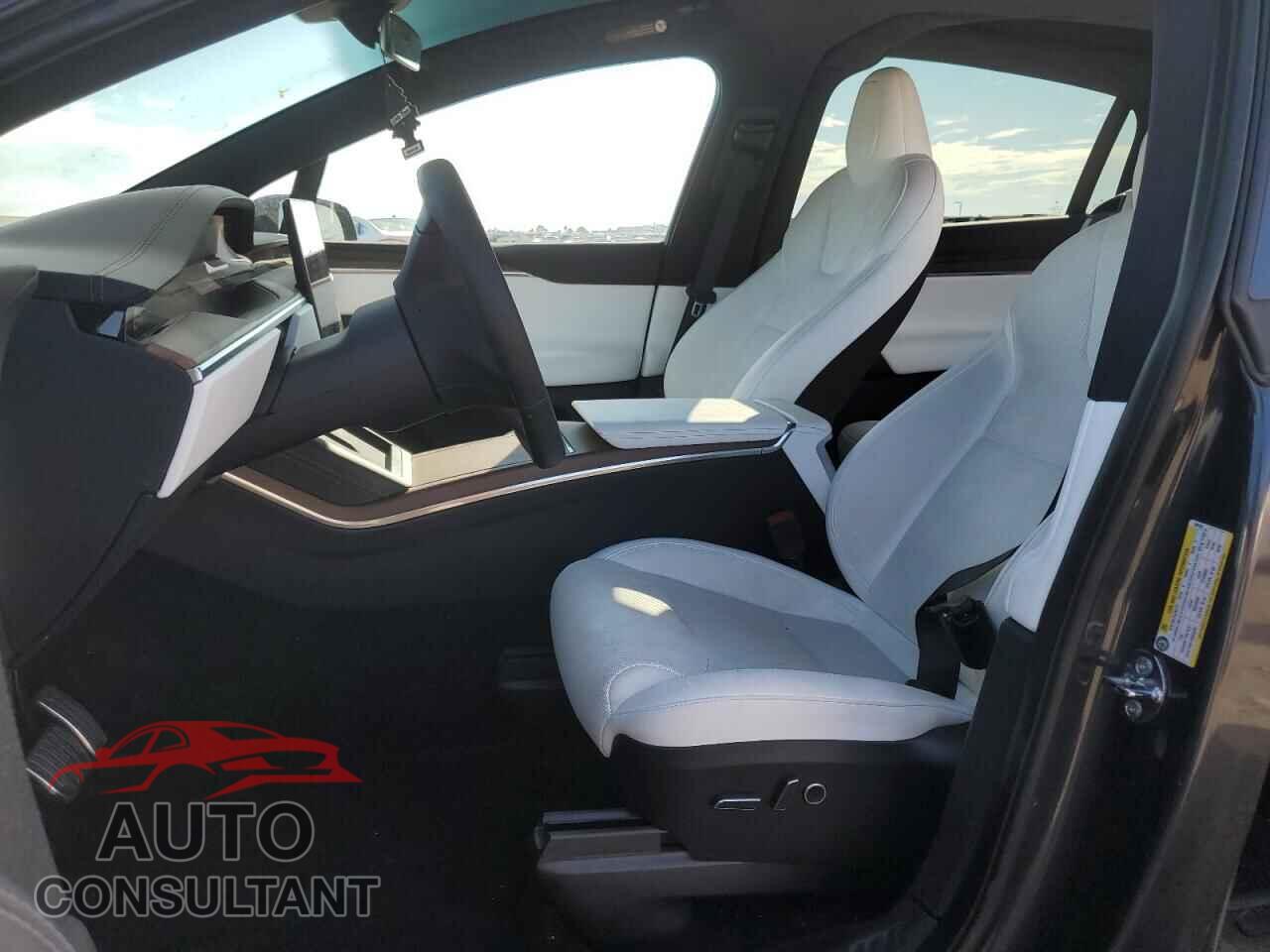 TESLA MODEL X 2023 - 7SAXCDE54PF430159